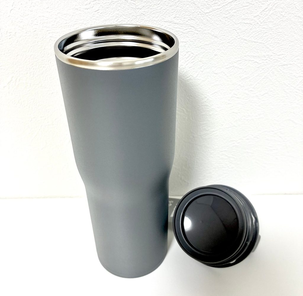 ふたと本体の2つに分けた象印キャリータンブラー600ml